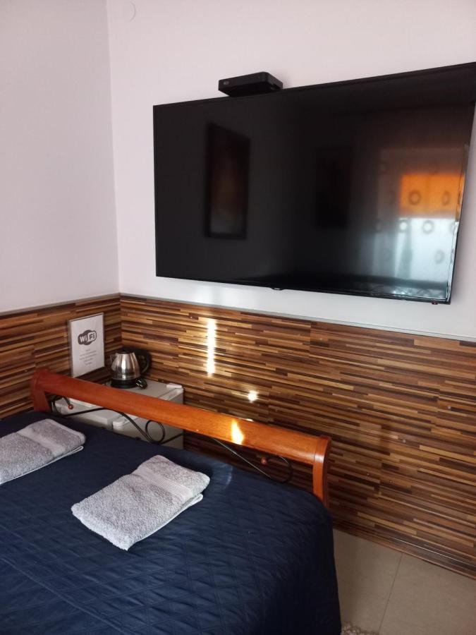 Hotelik Niedzwiadek Радзынь-Подляский Экстерьер фото