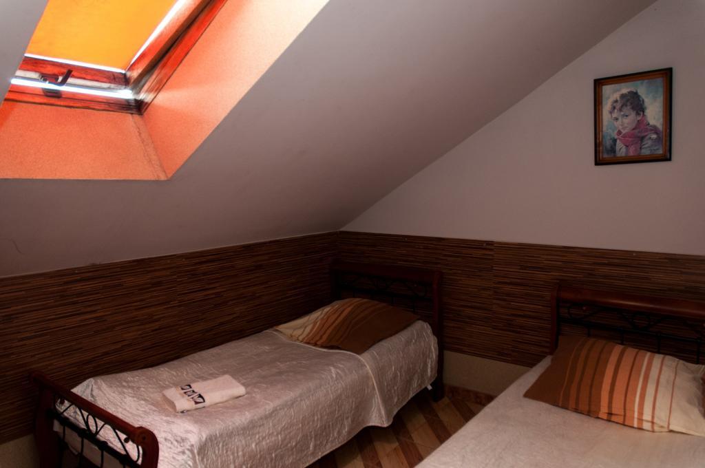 Hotelik Niedzwiadek Радзынь-Подляский Экстерьер фото